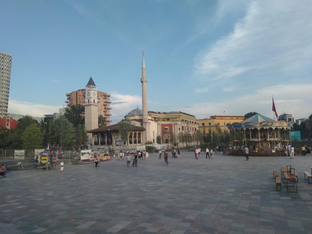Tirana City Center Apartment Exterior foto